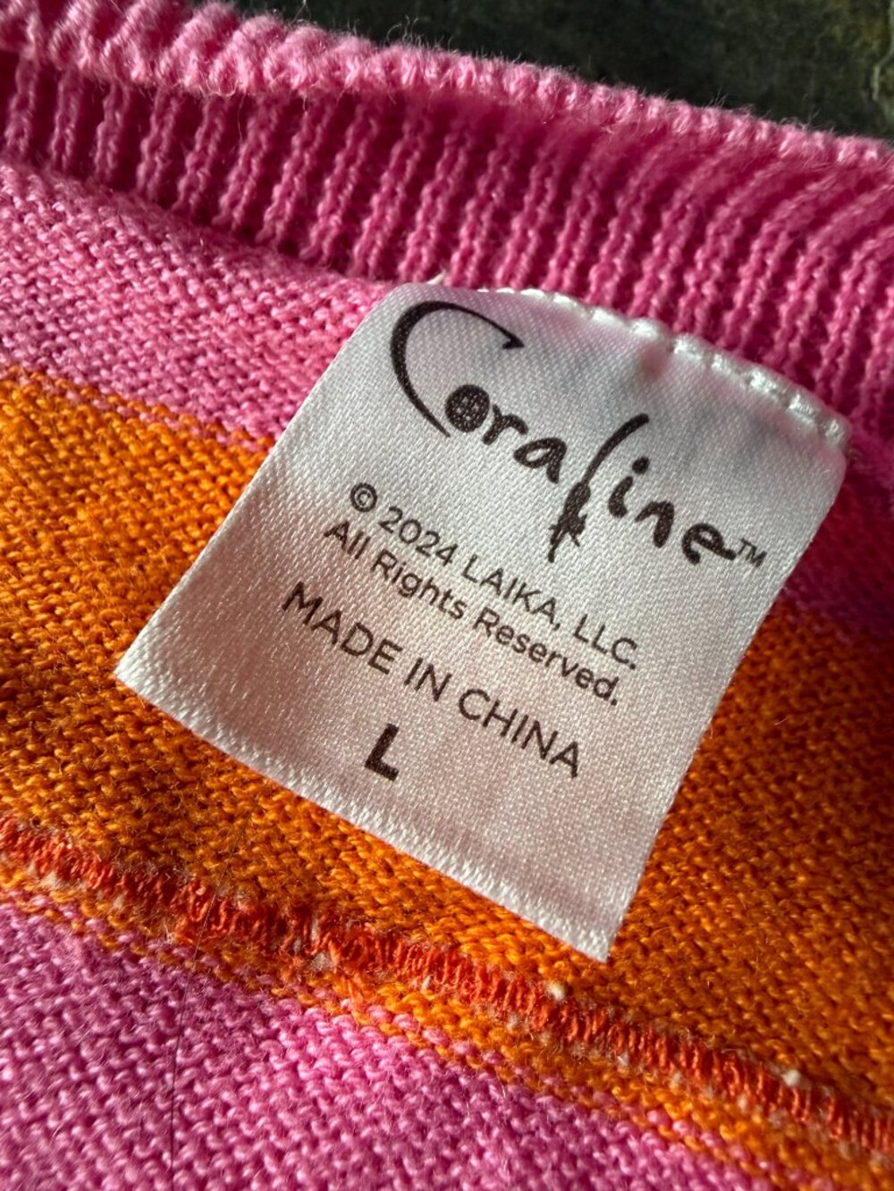 Spirit Halloween Coraline cardigan sweater pink orange striped 2024 Laika size L - Picture 4 of 10